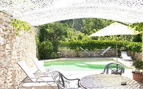 Les Trois Gites